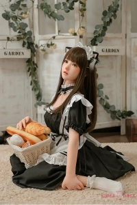 メイド姿の高品質ラブドール洛悠
