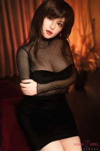 上品さとエロスを両立した日系美人ダッチワイフ