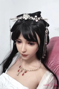 上品で可憐な東方溪雨 フルシリコン製ドール