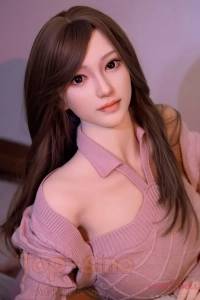 ショートセーター美女ラブドール