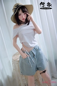 日差しを避けた可憐なラブドール BQDOLL 伴趣