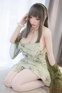 フルシリコン製セクシー美女ドール佳奈