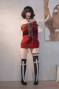 魅力的な赤ワンピ姿 エロ ドール  瑶瑶