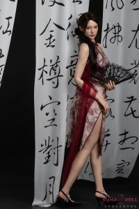 古典衣装の美人リアルドール