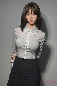 伴趣 川崎由美 制服フェチ向け シリコンドール