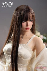 本物のような存在感 sex doll