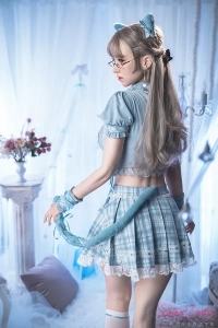 青いドレスが映える167cm等身大ラブドール