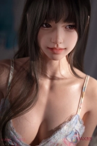 静かに座っている フィギュア エロ 三目