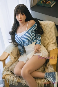 Yearndoll 小顔美人 Y234 ポージング写真
