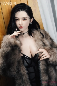 おしゃれなファー姿の美女リアルラブドール 瑶
