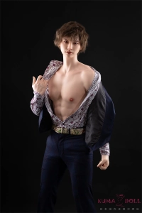 男性体型を再現したセックスドール