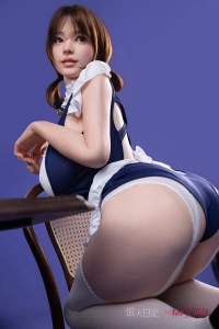 巨尻 ラブドール 清楚なメイド服三目 