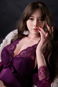 落ち着いた大人の色気を持つ川崎由美 アダルト ドール